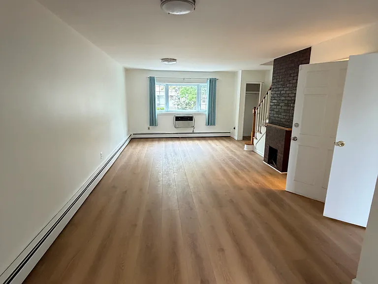 347 Quincy Ave #2 — Photo 4