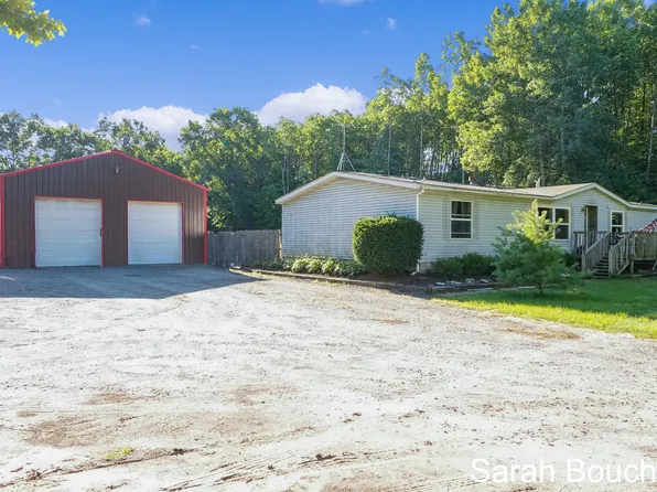 4280 S Broton Rd, Fruitport, MI 49415