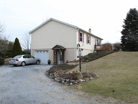 3rd image of 125 Hilltop Dr