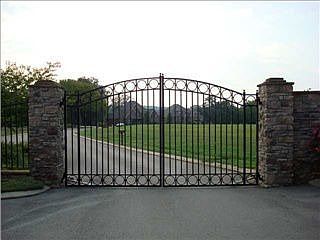 3rd image of 8057 Jonathan Dr