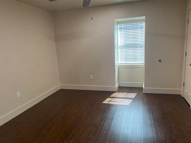 906 Frisco St #2 — Photo 7