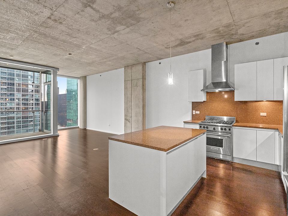 1st image of 600 N Fairbanks #3909