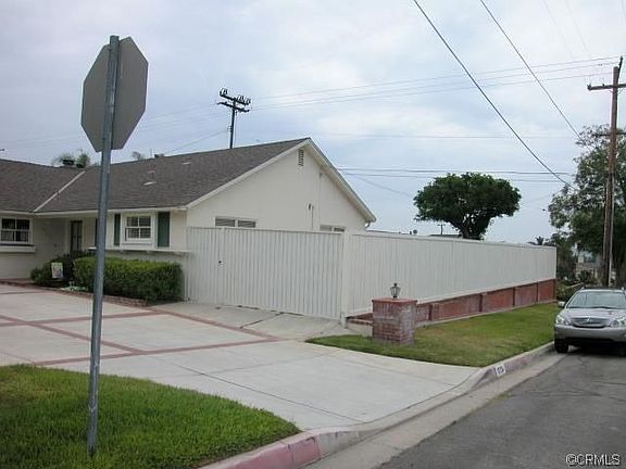 3rd image of 10034 Valley Home Ave