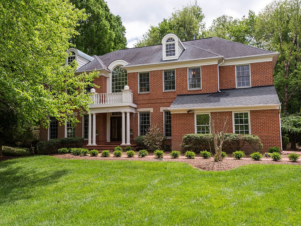 1st image of 10023 Park Royal Dr