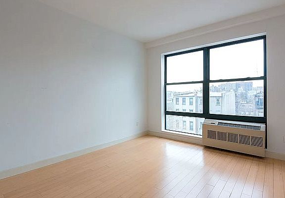 5th image of 1078 Fulton St APT 7H