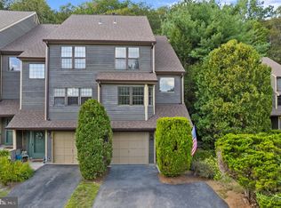 34F Salem Aly, West Milford, NJ 07480
