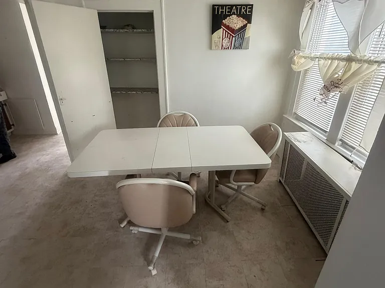 633 Maple Ave #1 — Photo 9