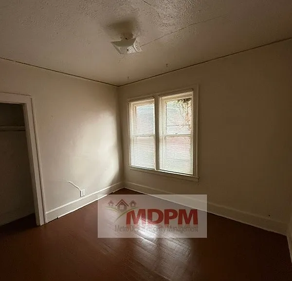 3244 Tuxedo St #2 — Photo 8
