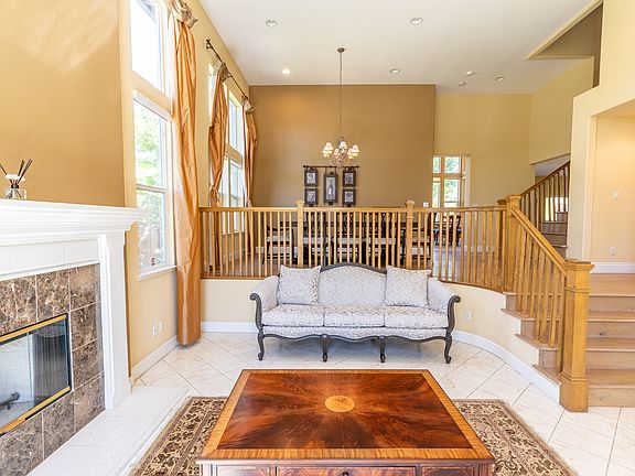 4th image of 7144 Glenview Dr