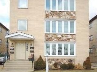 7942 W Addison St APT 3, Chicago, IL 60634