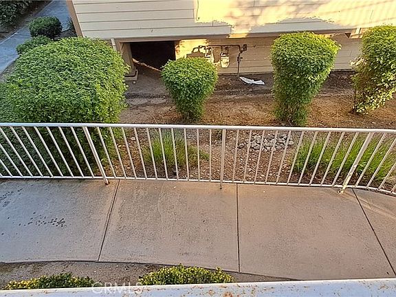 4th image of 11150 Glenoaks Blvd Unit 223