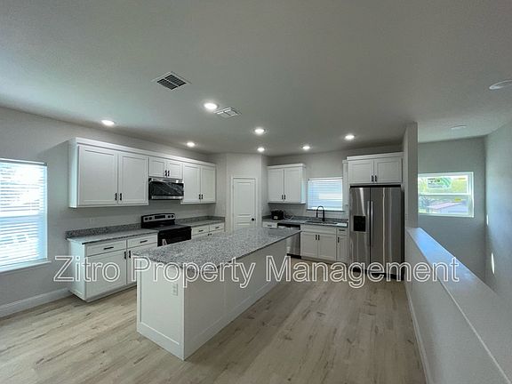 5th image of 4443 Wayside Ave