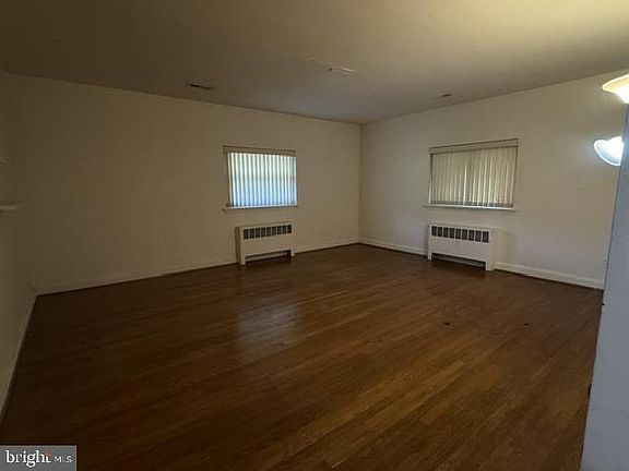 5th image of 2603 Steele Rd