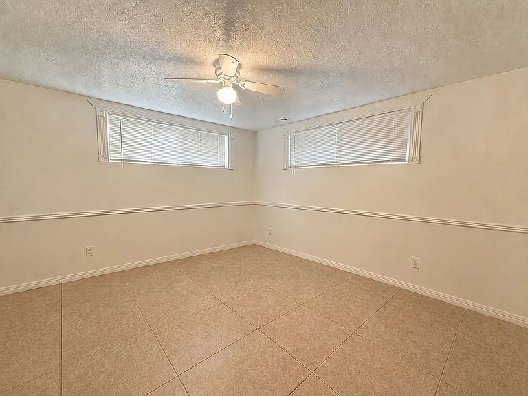 6087 S 1430 E #B — Photo 13