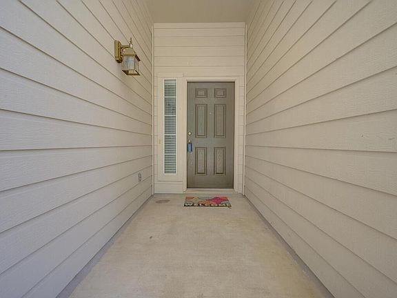 3rd image of 2813 Mission Tejas Dr