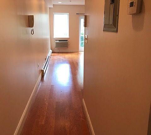 2nd image of 46 Lefferts Pl APT 3B
