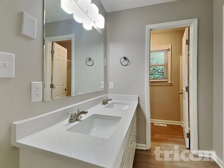 2309 Pastille Ln — Photo 9