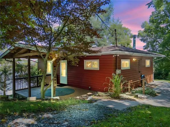 3 Hill St, Bridgeville, PA 15017