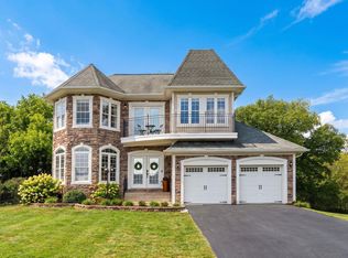 29 Foxcrest Rdg, Staunton, VA 24401