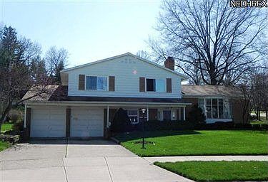 1st image of 22667 Meadowhill Ln