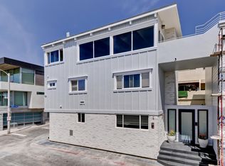 2110 Ocean Dr, Manhattan Beach, CA 90266
