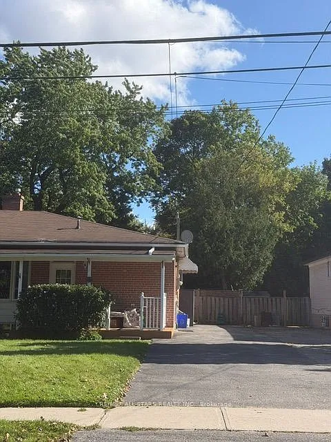 2 bed, $1,600 — Photo 1