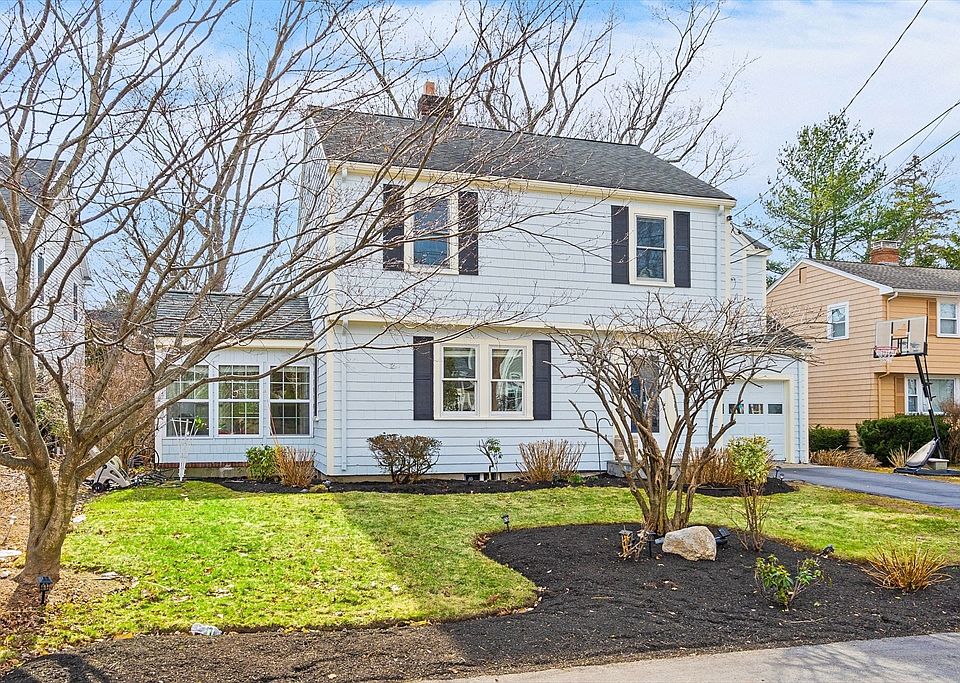 1st image of 28 Dexter Rd