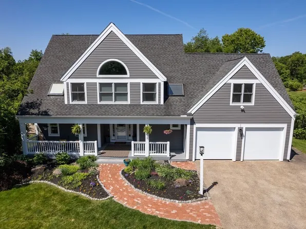 11 Sky Farm Ln, Sterling, MA 01564