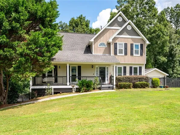 88 Lambeth Dr, Hiram, GA 30141