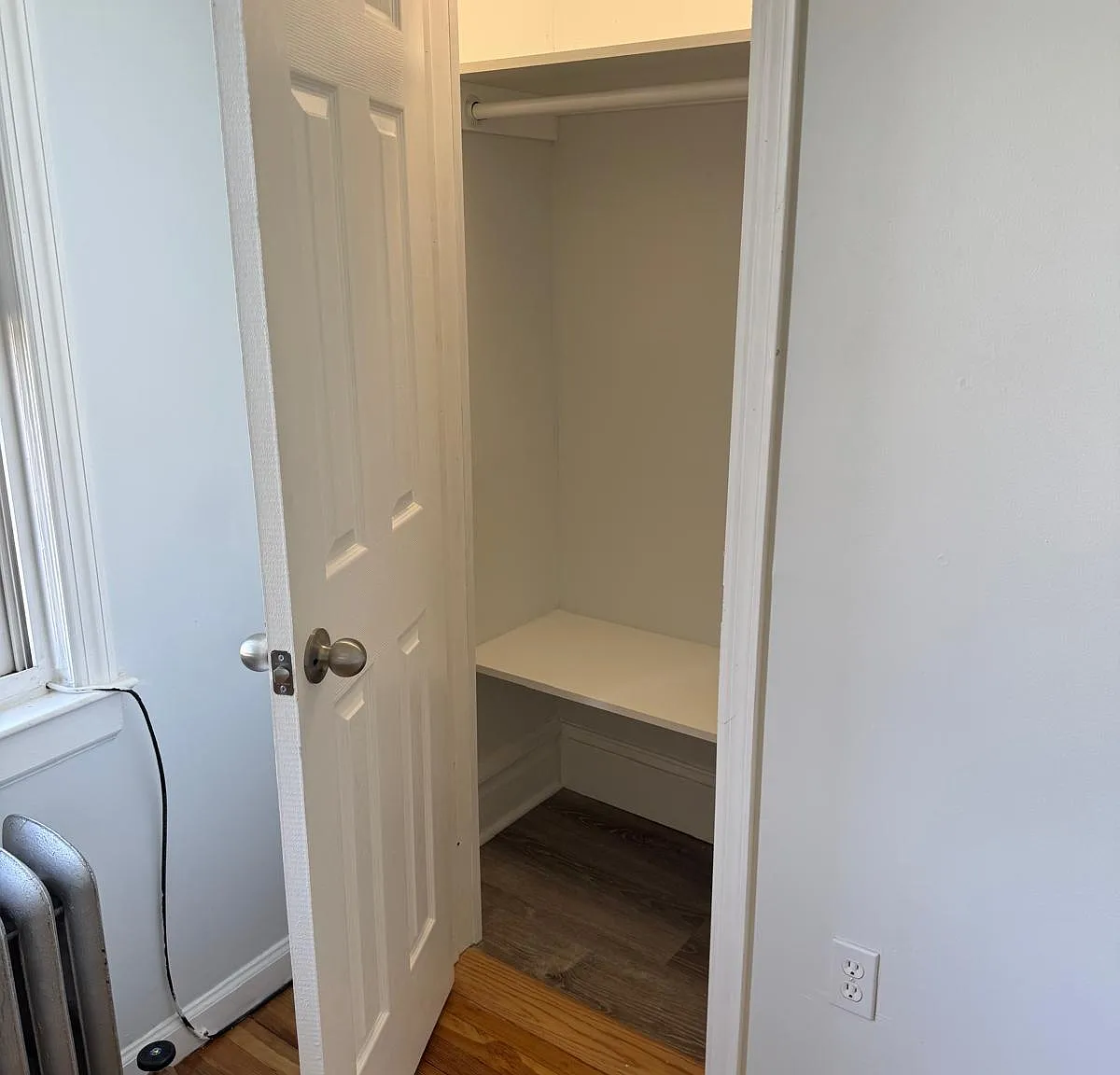 4 bed, 2520 sqft, $2,500 — Photo 4
