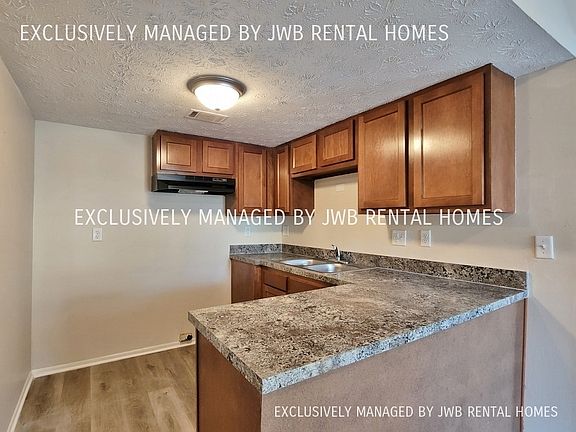 4th image of 7201 Arlington Expy APT 71