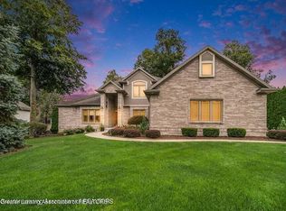 2506 Sugartree Trl, Lansing, MI