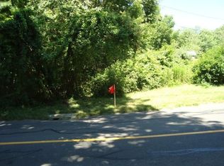 53 Toddy Hill Rd #A, Sandy Hook, CT 06482