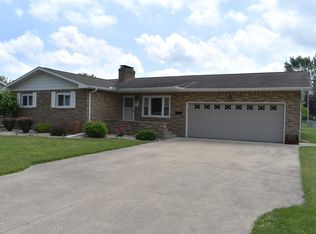 550 Adams St, Dundee, MI 48131