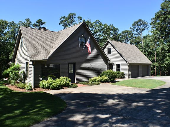 4th image of 185 Margo Ln