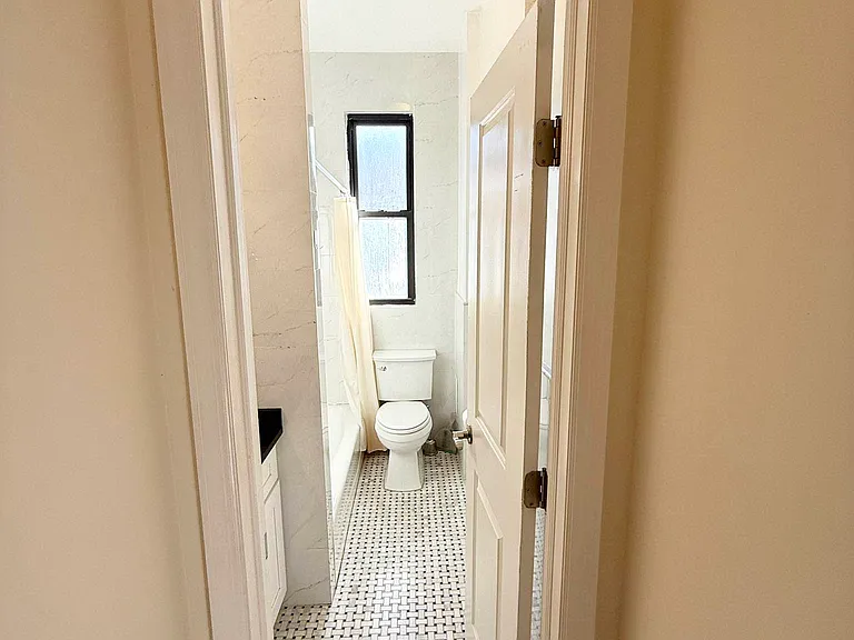115-25 Metropolitan Ave #61 — Photo 16