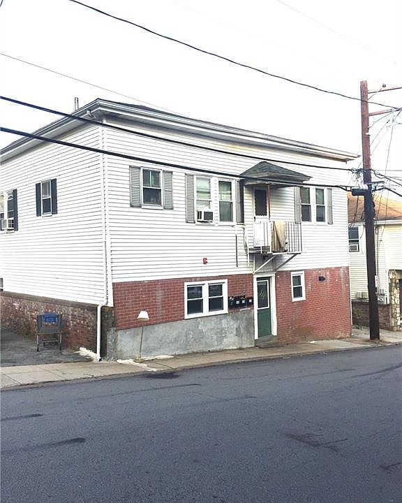 1st image of 9 Prospect Hill Ave #11