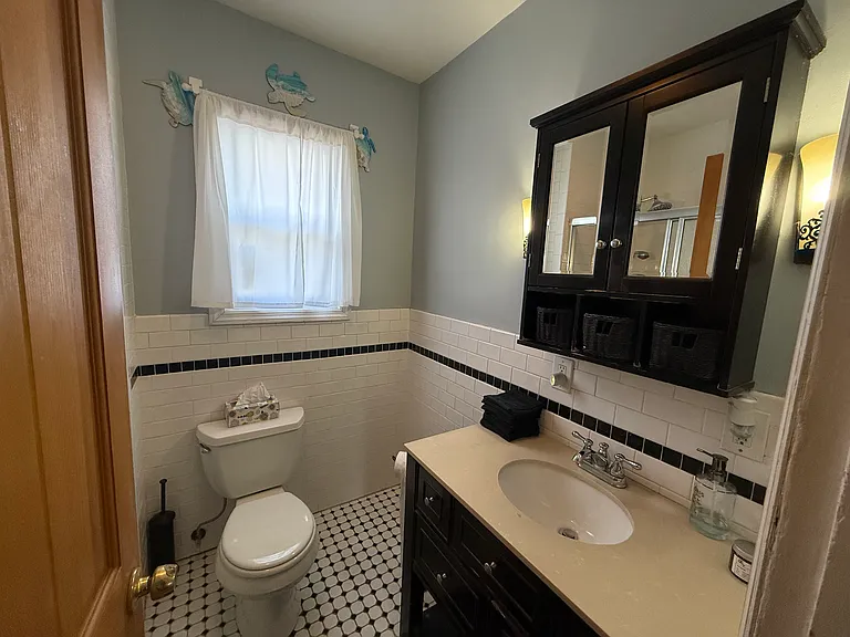 470 Lafayette Blvd #2 — Photo 5