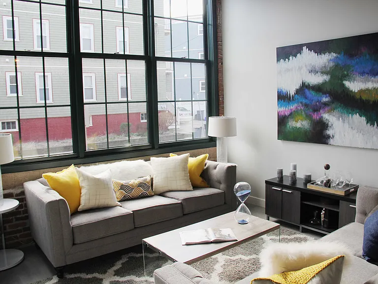 Hathaway Lofts — Photo 1