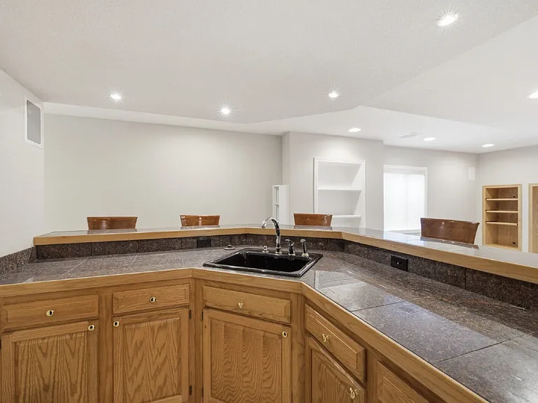 10505 White Pine Dr — Photo 26