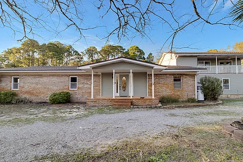 300 Wildwood St Photo 1