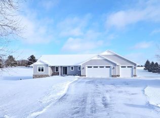 848 Wildrose Ln, Sobieski, WI 54171