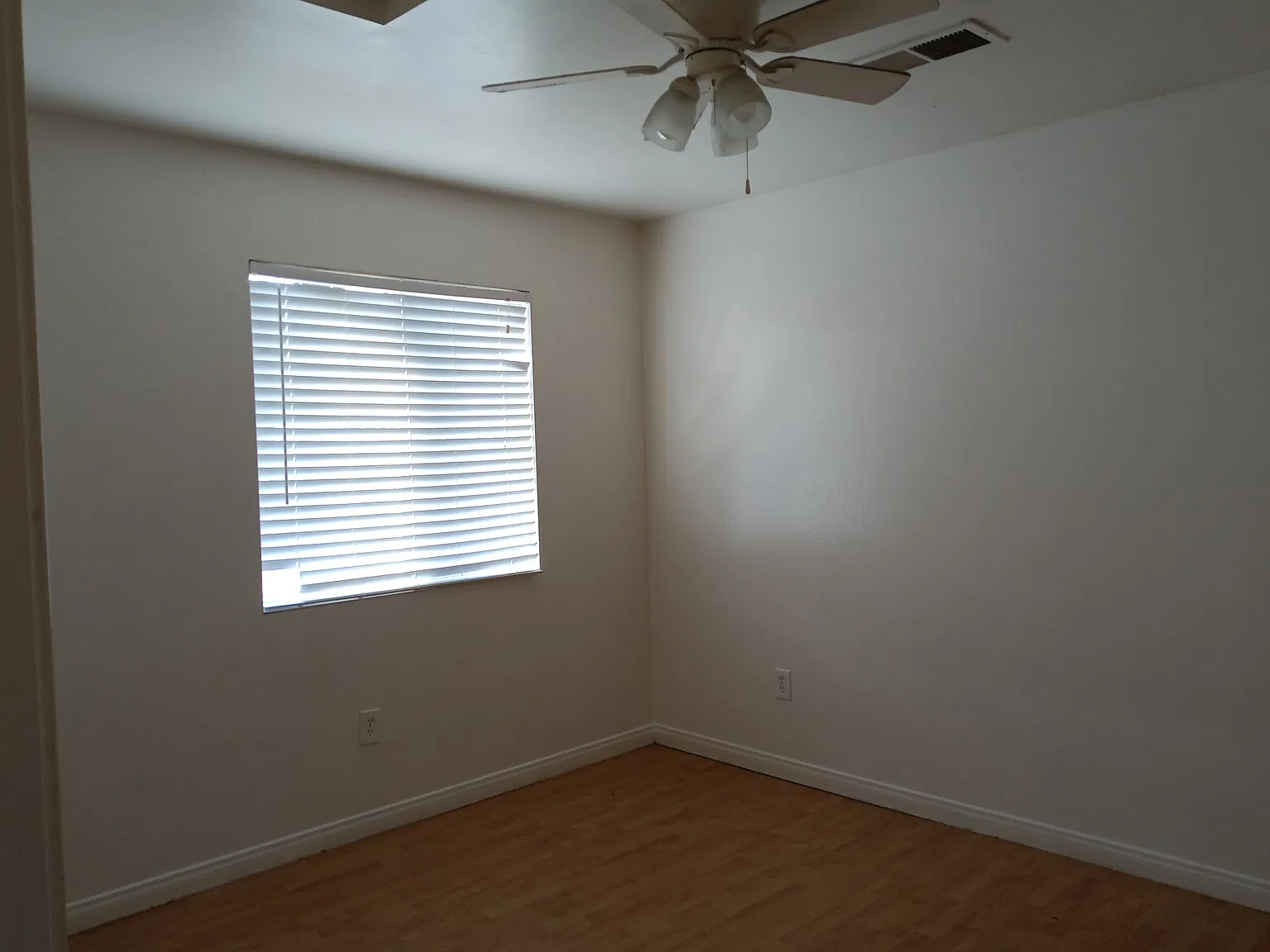 2 bed, 750 sqft, $1,100 — Photo 4