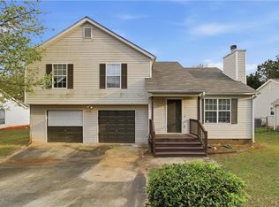 3565 Mosswood Ln, Rex, GA 30273