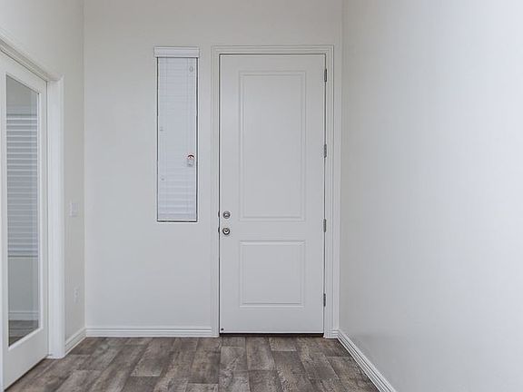 2nd image of 3252 E Tanoak Dr