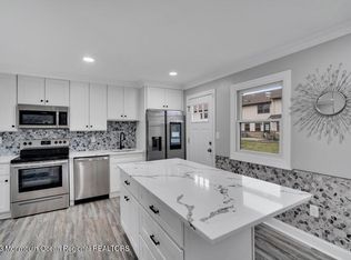 24 Village Green Way, Hazlet, NJ 07730