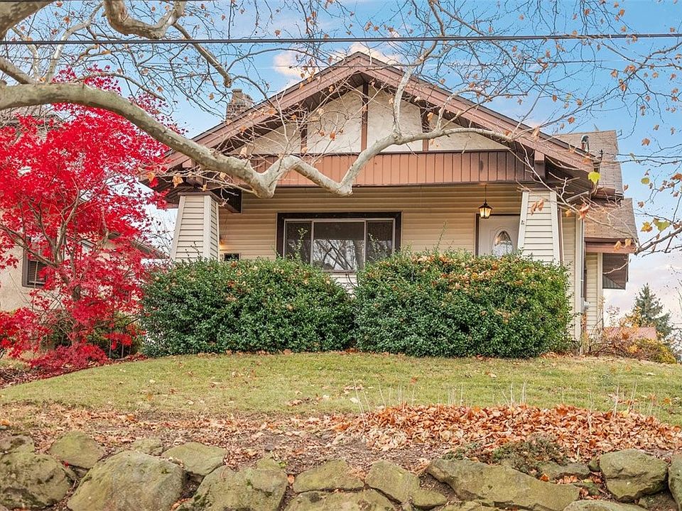 1st image of 328 Riverview Dr