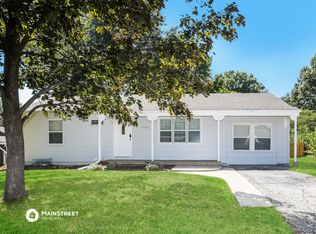 7306 Reeds Rd, Overland Park, KS 66204