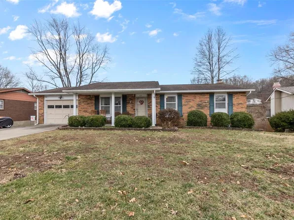 617 Red Bud Cir, Cape Girardeau, MO 63701