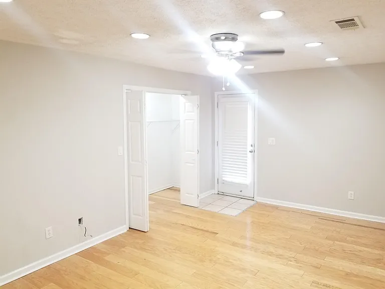 686 Morrow Rd — Photo 14
